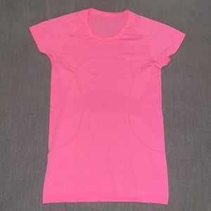 Lululemon pink short sleeve swiftly top